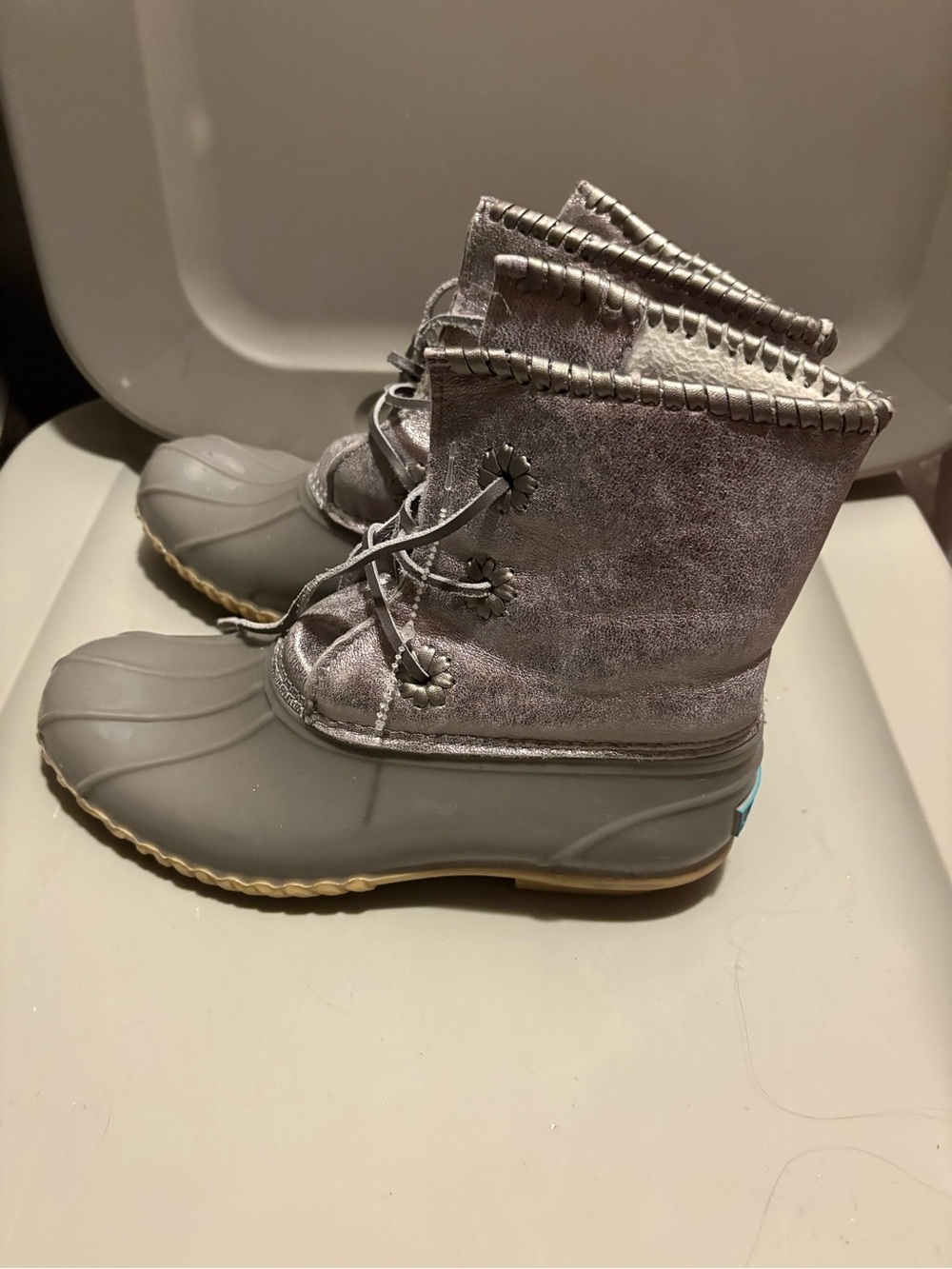 Jack Rogers Silver Gray Girls Winter Rain Boots with Lace Detail